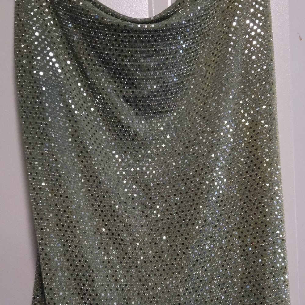 Popular Basics Elegant Black Garment - Picture 3 of 5